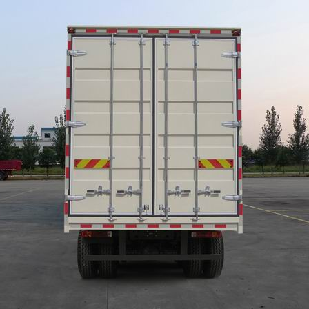 China 20/25ton LHD/RHD cargo truck mobile bar truck