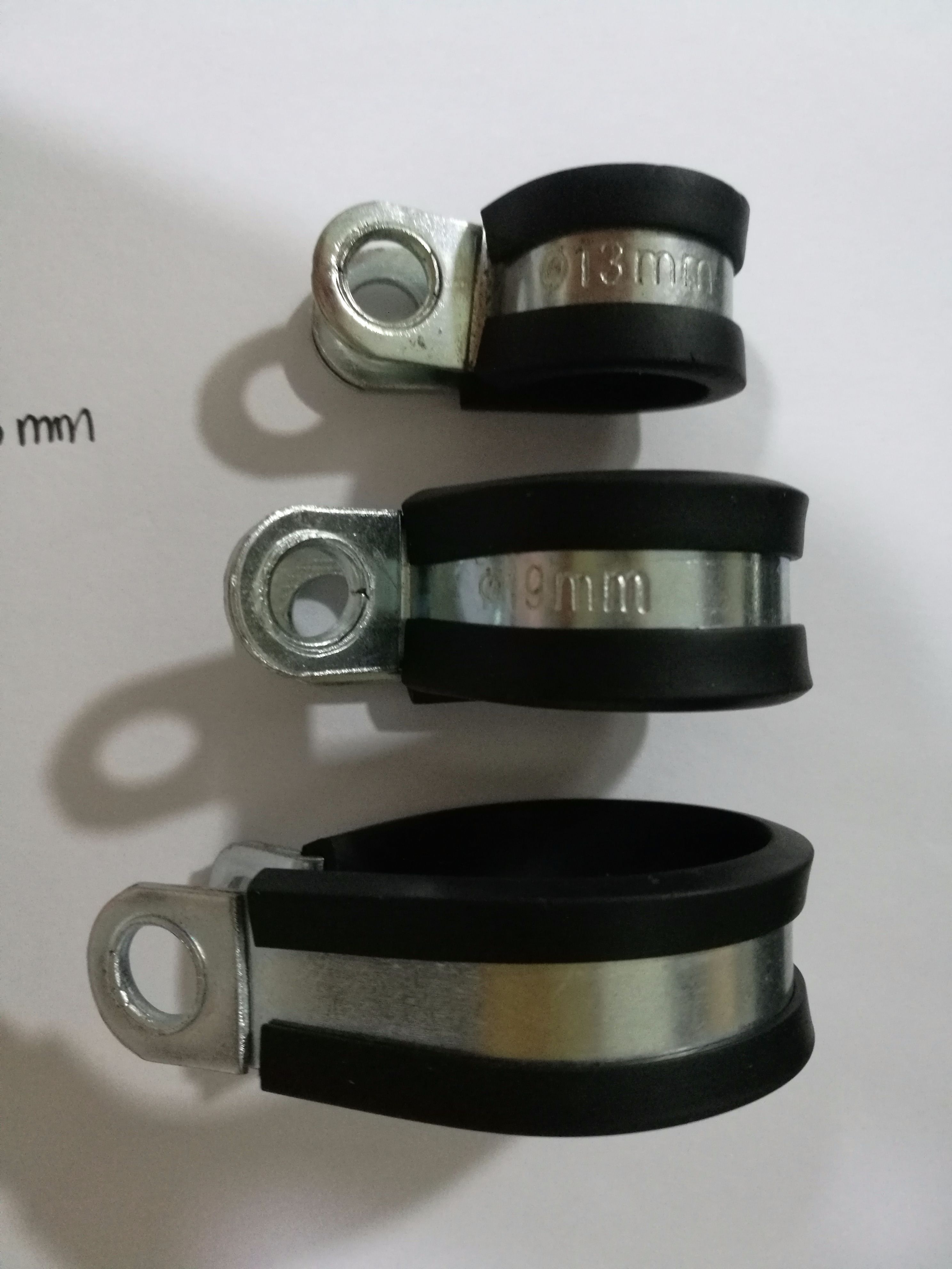 Rubber Lined P Clips Rubber Pipe Clamps Stainless Steel INOX 304  Durable R Types Hose Clamps of quick locking pipe clamp