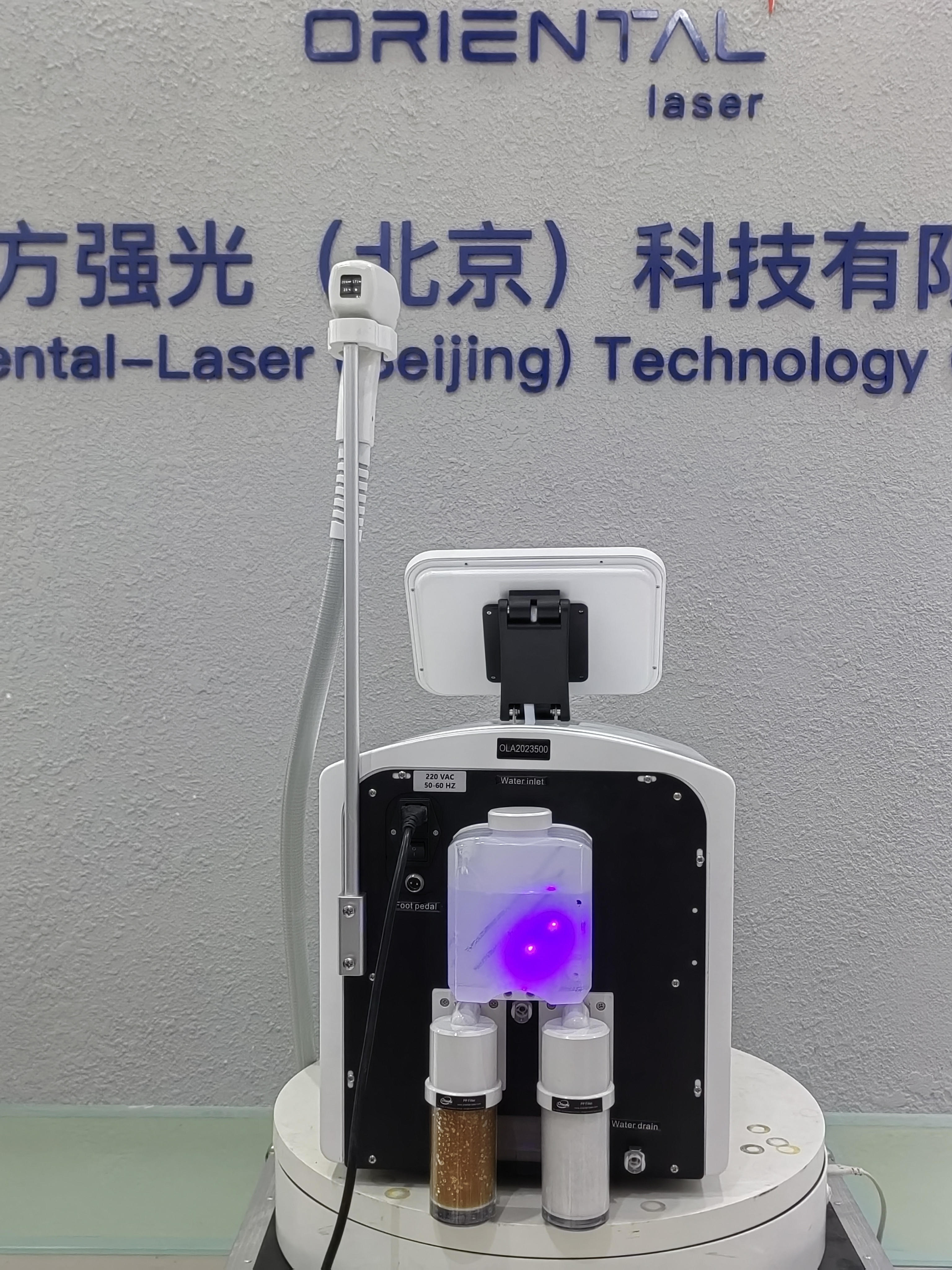 Professional Portable Diode Laser Hair Removal   808nm laser hair removal Machine for sale