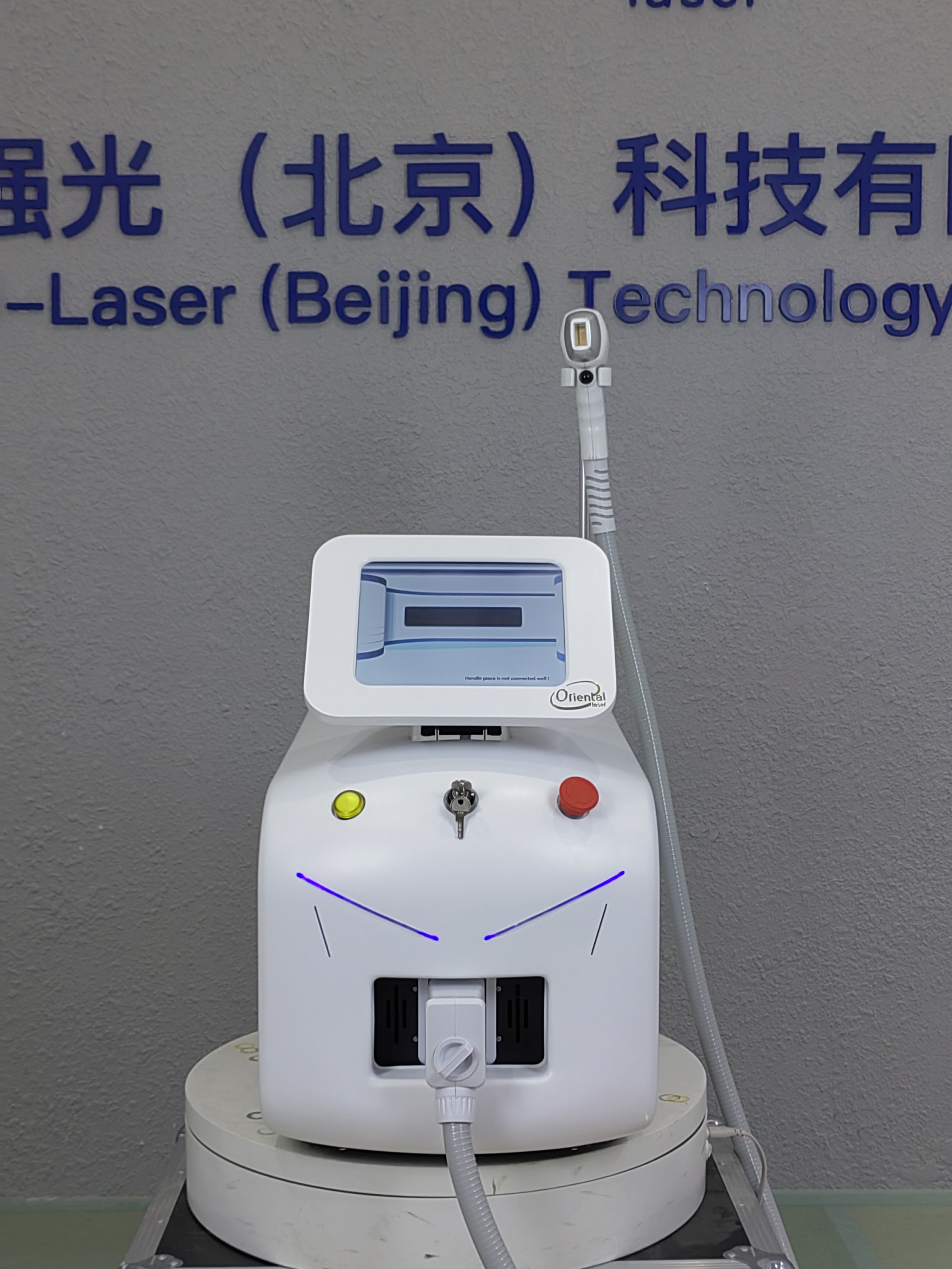 Professional Portable Diode Laser Hair Removal   808nm laser hair removal Machine for sale