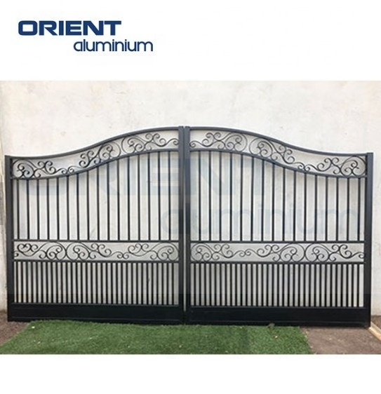 New design European style electric control slat design wooden color curved aluminum sliding gate for castle farm ranch