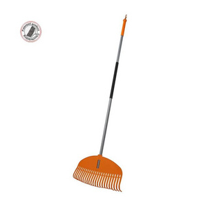 Simple Convenient 23 Tines Landscaping Rake Leaf Rake Broom Aluminium Handle With PBT Blade