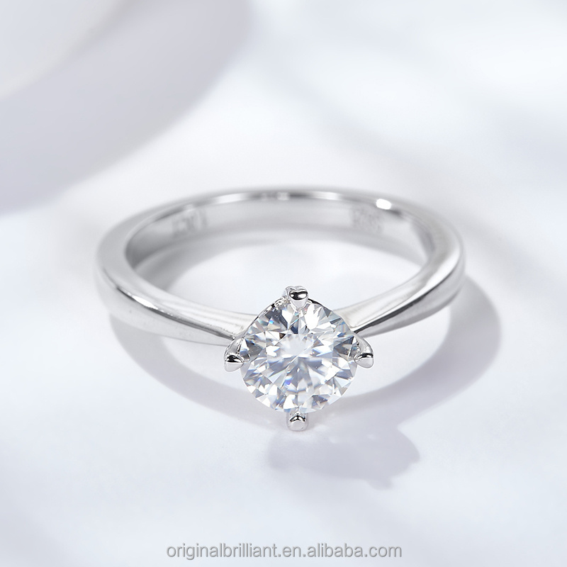 Starsgem 0.5ct 1.0ct 2.0ct 3.0ct Round Brilliant Cut D VVS Moissanite 925 Sterling Silver Solitaire Engagement Ring