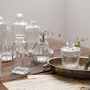 Bottle Round Cuterustic Clear Mini Crystal Small Transparent Glasses Flower Vases Vintage Vase for Wedding Home Decoration