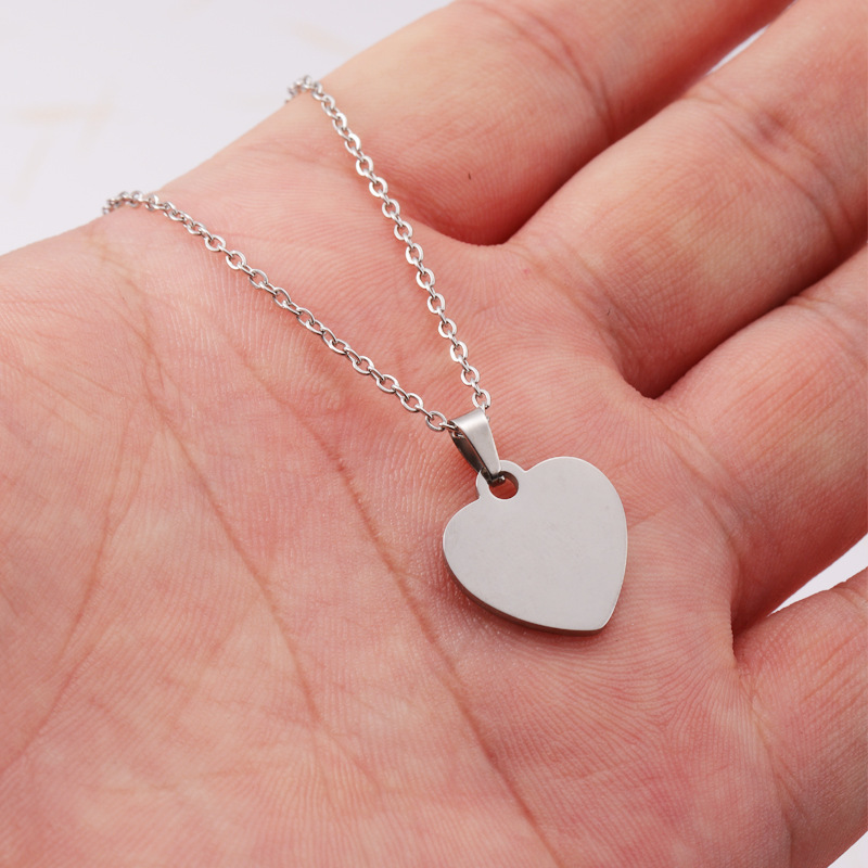 Simple blank stainless steel 18k gold plated engraved disc charm pendant heart shaped necklace for women