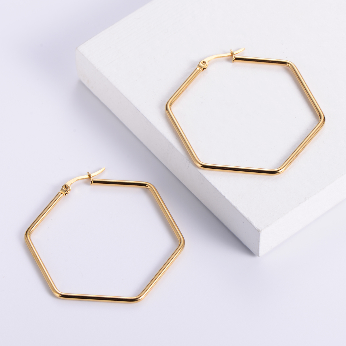 trend fashion jewelry stainless steel 18k gold plated geometric hexagon hoop earrings