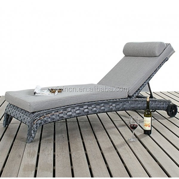 American Style Stylish Outdoor Furniture Resort Used Wicker Beach Beds With Wheels