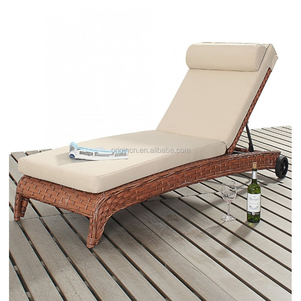 American Style Stylish Outdoor Furniture Resort Used Wicker Beach Beds With Wheels