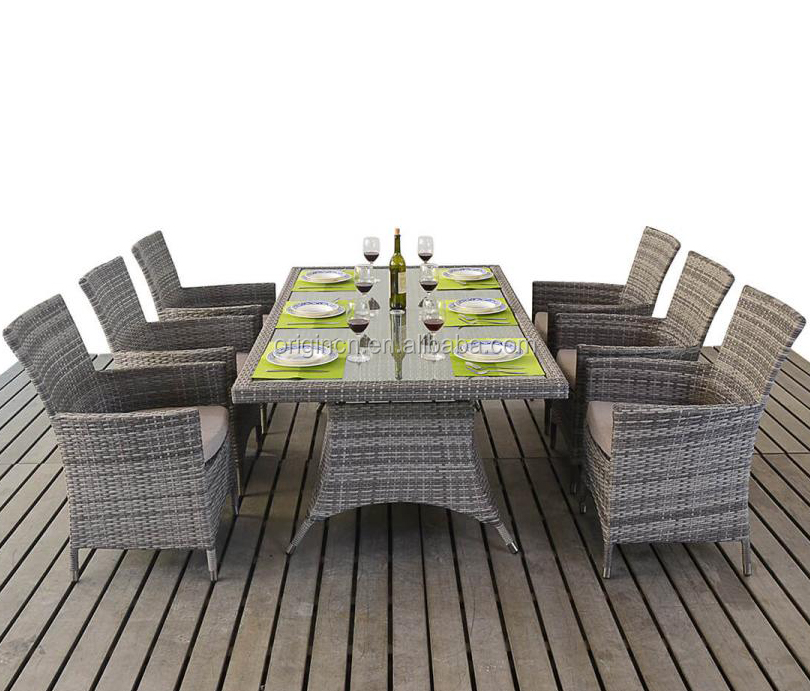 Modern Outdoor Chair Outdoor Furniture Rattan Restaurant Dining Table Chairs Set