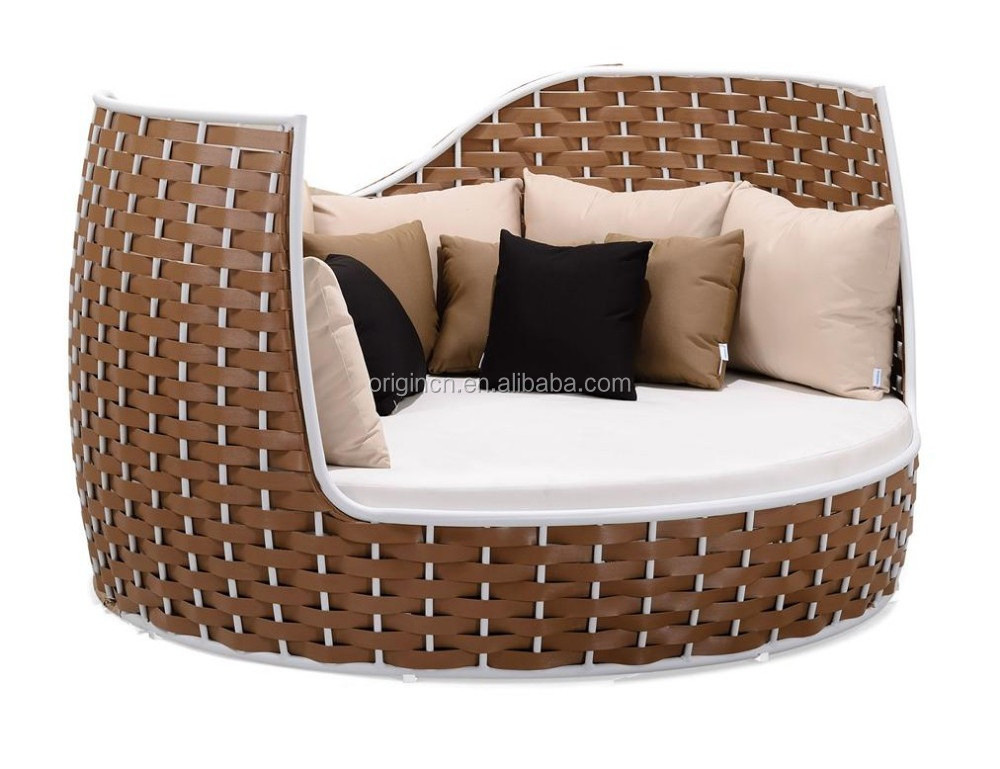 Multi-Purpose Exotic Style Patio Sun Lounge Furniture Wide Plastic Rattan Woven Stacking Outdoor Sofa Bed