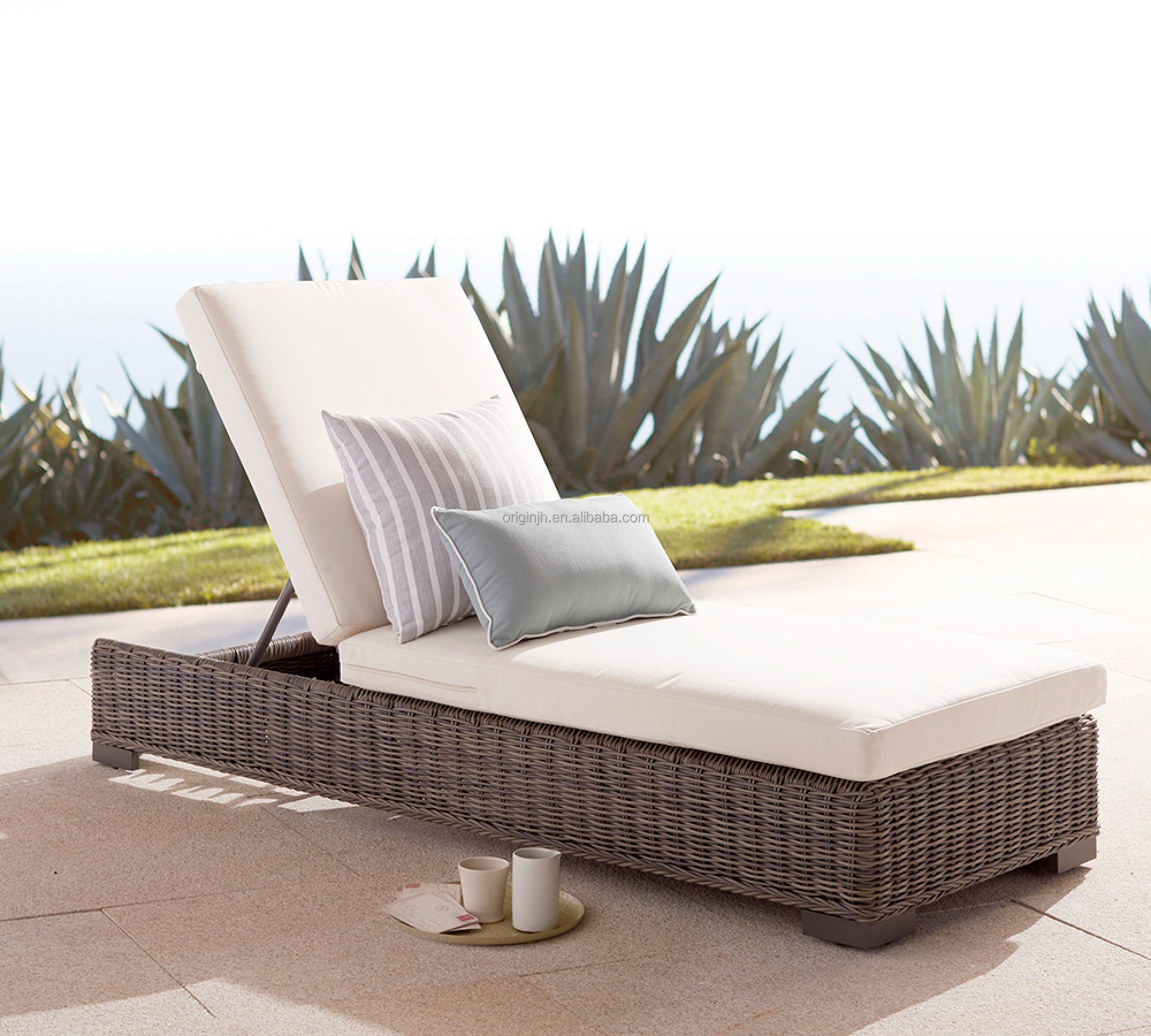 Poolside furniture aluminum frame with wicker outdoor rattan chaise