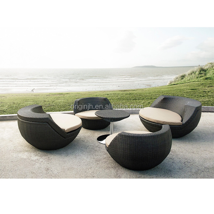 Outdoor modern ergonomics comfortable space-saving stackable rattan furniture egg shaped chair