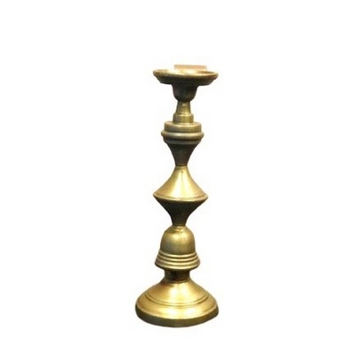 NEW ARRIVAL METAL BRASS ANTIQUE CANDLE HOLDER CHRISTMAS DECORATION IRON CANDLE STAND BEST SELLING TABLE TOP CANDLE PILLAR