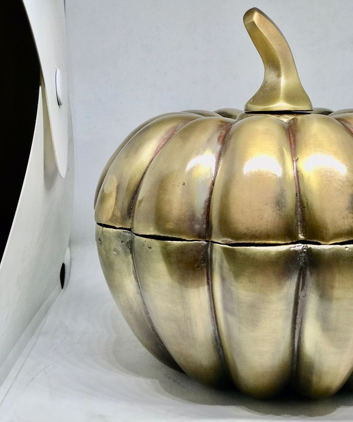 Metal Christmas Antique Design Pumpkin Shape Metal Candle Bowl Best Selling Table Top Brass Antique Candle Vessel Bowl Pumpkin