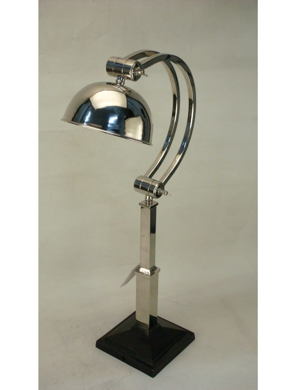 New fancy sliver and black luxury shiny metal table lamp for hotel decoration high quality tableware lamp