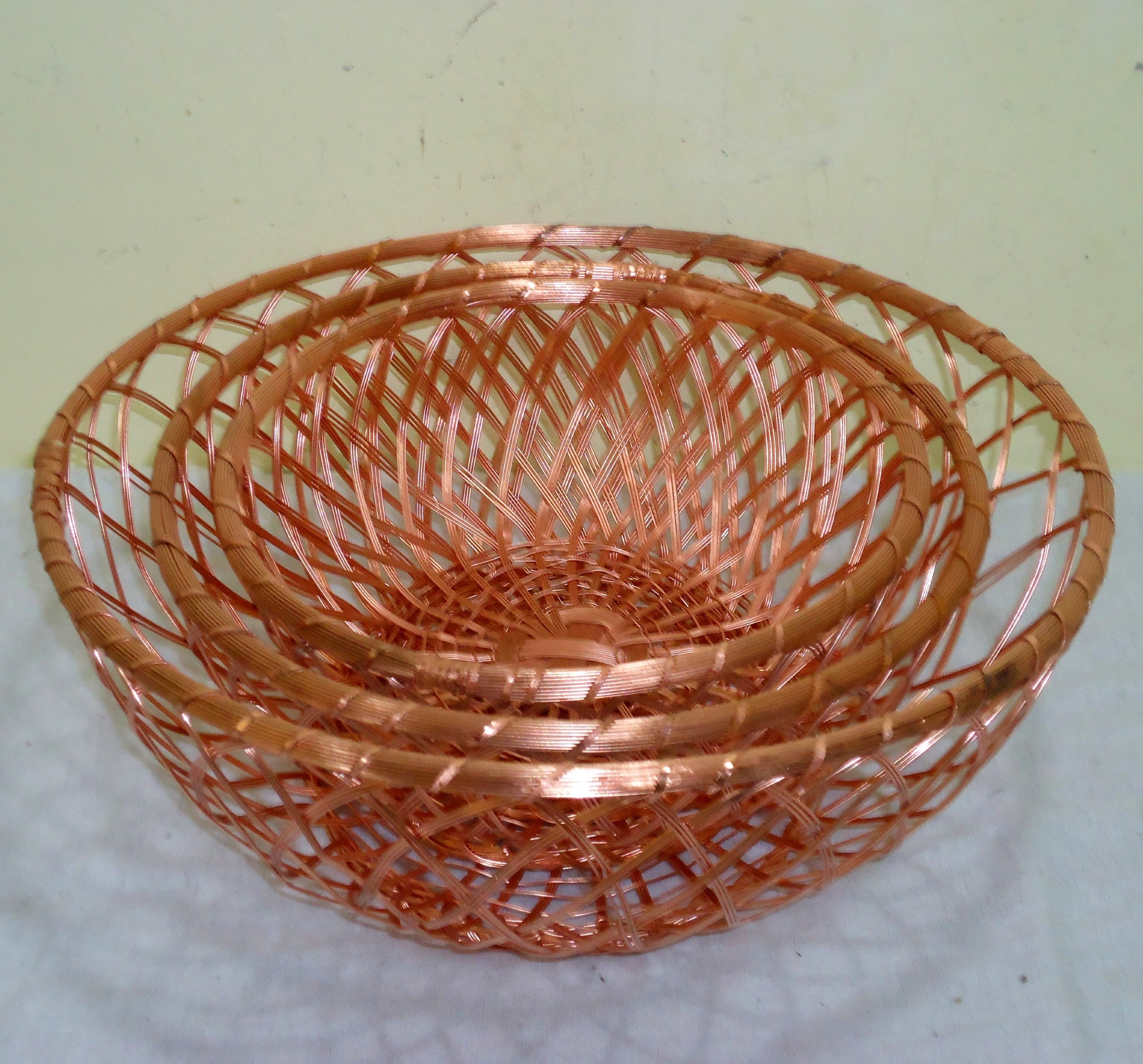 Golden Metal Wire Fruit Storage Hanging Basket Household Storage for  Fruit Bracket Freezer Kitchen Cabinet Basket