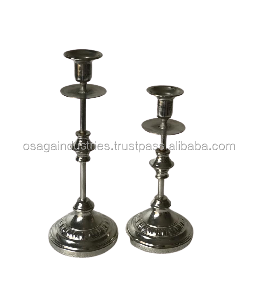 NEW ARRIVAL METAL BRASS ANTIQUE CANDLE HOLDER CHRISTMAS DECORATION IRON CANDLE STAND BEST SELLING TABLE TOP CANDLE PILLAR