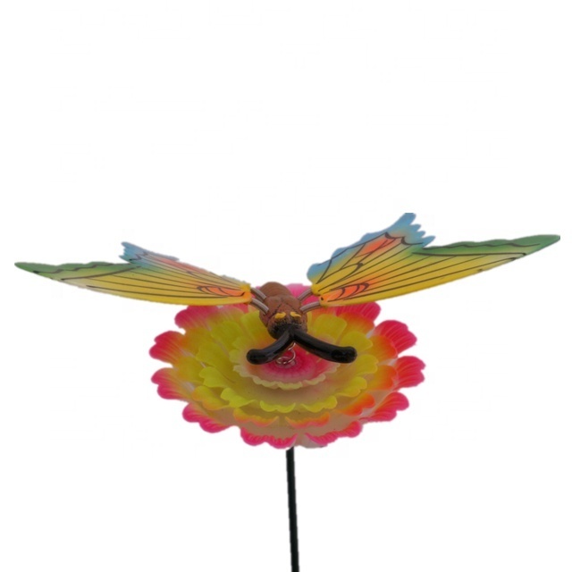 High quality Outdoor Plastic Butterfly Garden Stakes Flower Garden Decor