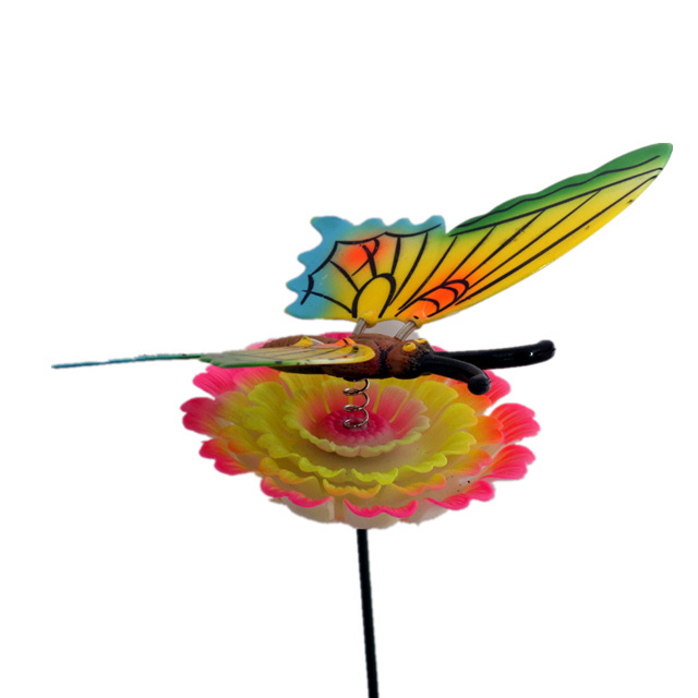 High quality Outdoor Plastic Butterfly Garden Stakes Flower Garden Decor