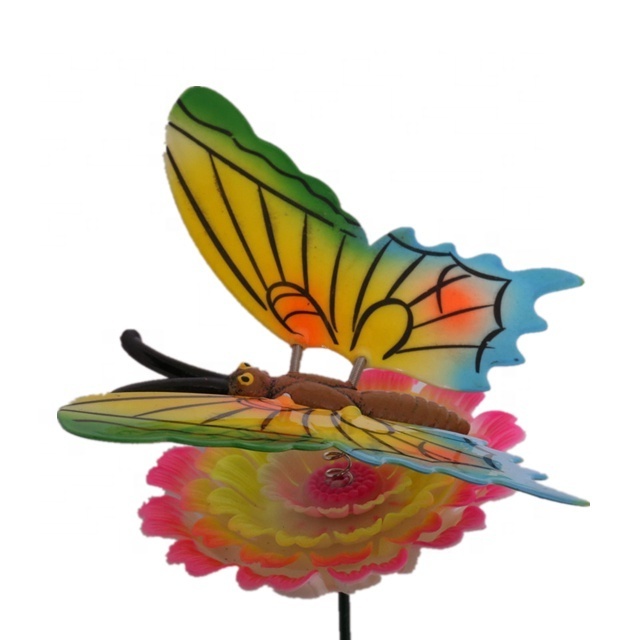 High quality Outdoor Plastic Butterfly Garden Stakes Flower Garden Decor