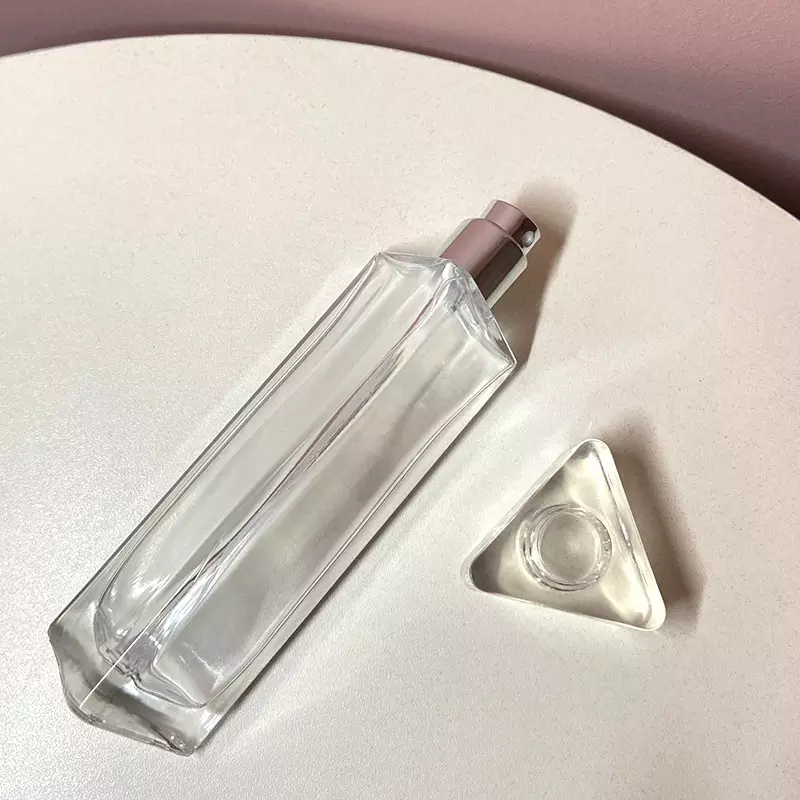 Custom Logo 30ml Perfume Bottle 45ml Triangle Transparent Spray Glass Perfume Bottle