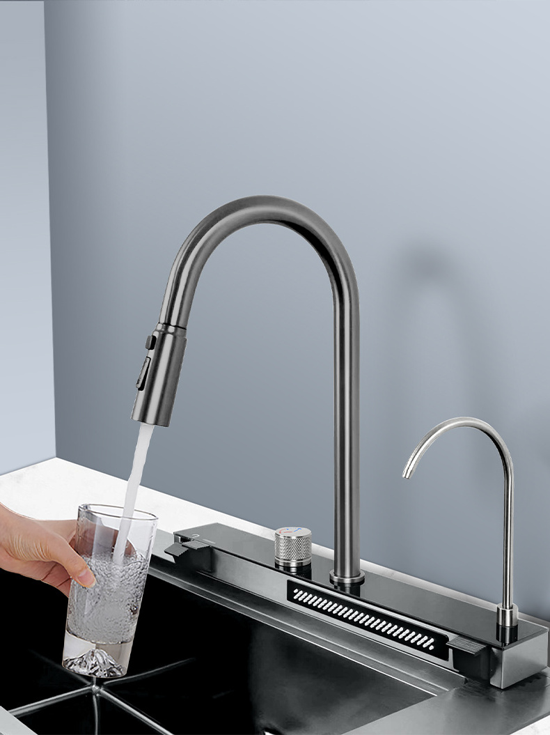 Stainless Steel Kitchen Sink Mixer Faucet Cold And hot Water Control With Waterfall Pull Out The Faucet