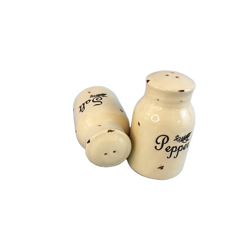 Custom Made Cheap Personalized Restaurant Hotel Ceramic Salt And Pepper Shaker Set