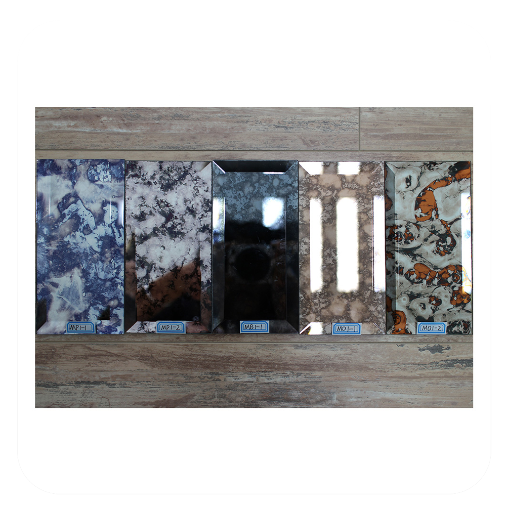 Different Thickness Antique Mirror Flat Glass Tile Rectangle Beveled Edge Mirror Tiles