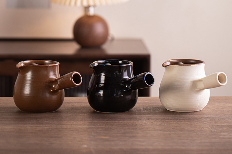 Brown Small Ceramic Teapot 580ML Water and Coffee Temperature Kettle Digital tea pot for Travel