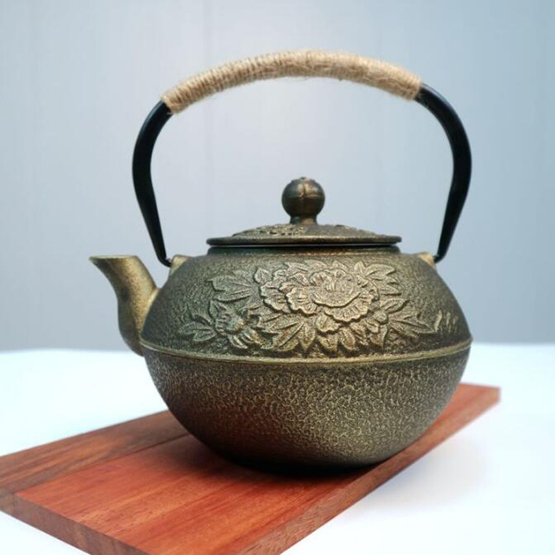 Hand Made Stove Top Safe Cast Iron Tea Kettle Japanese Cast Iron Teapot with Trivet and Loose Leaf Tea Infuser