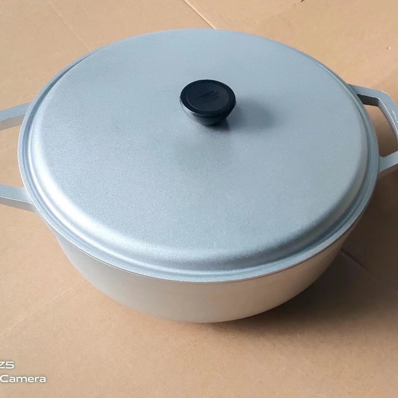 Amazon Hot Sale Gas Cooker Dutch Oven for Cooking and Serving with Lid for Cooking Silver Aluminum Pot