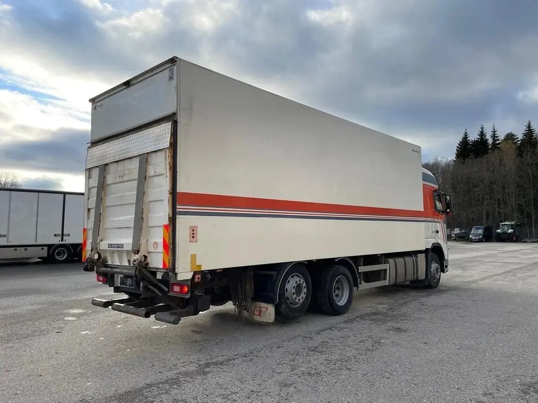 Volvo FH 420 6x2 + SIDE OPENING 15Ton Dry Cargo Box Truck