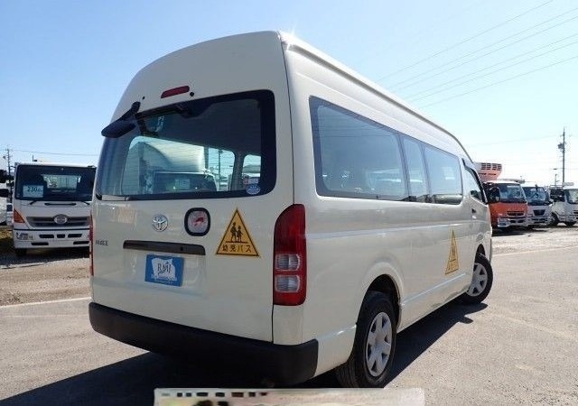 2010 Toy ota Hiace