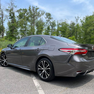 Used 2019 Toy ota camry SE Sedan 4D