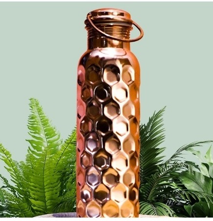 Pure Copper Water Bottle - Leak Proof Joint Less Indian Ayurveda Health Benefit Water Drinking Carafe - Diamond Finish - 950 ML