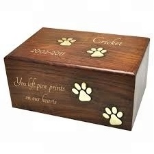 Wood Barrel Pet Urn Cremation Urns for Human Ashes Adult is a calm and freeing tribute to your loved one