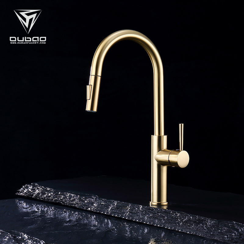 Brass Water Tap One Handle Pulldown Kitchen Faucet With Golden Finishing