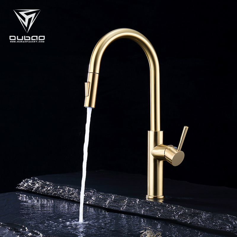 Brass Water Tap One Handle Pulldown Kitchen Faucet With Golden Finishing