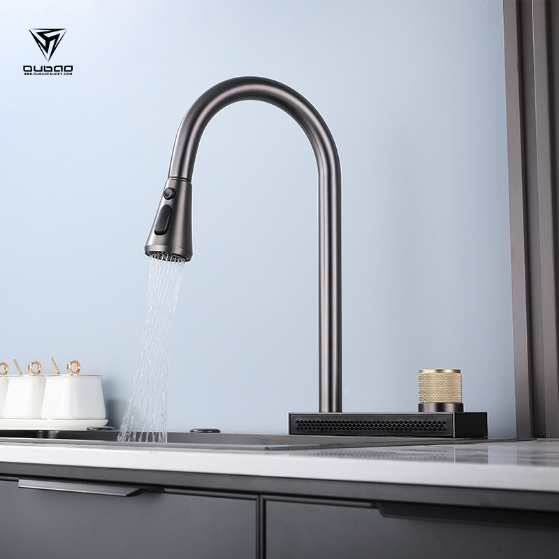 High Quality Single Handle Sink Mixer Tap Kitchen Faucet With Pull Down Sprayer