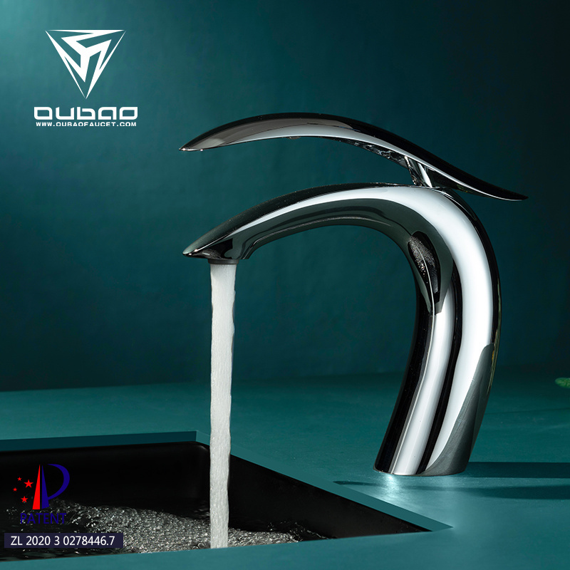 Modern Design Hotel Luxury Brass Body Deck Mounted Hot Cold Bathroom Basin Faucet