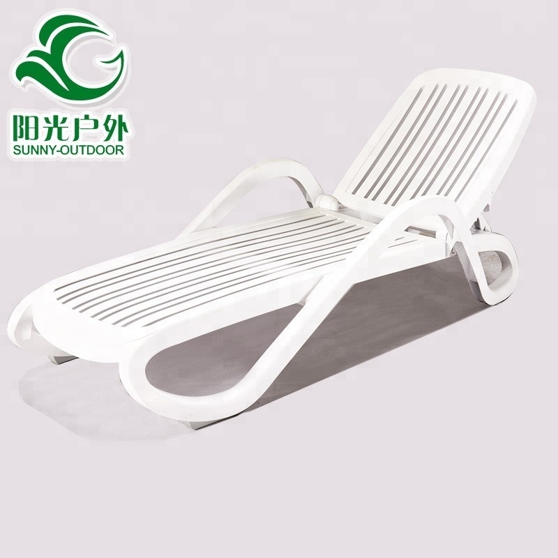 Swimming Pool Furniture White Plastic Sun Loungers Beach Lounge Chairs For Sale