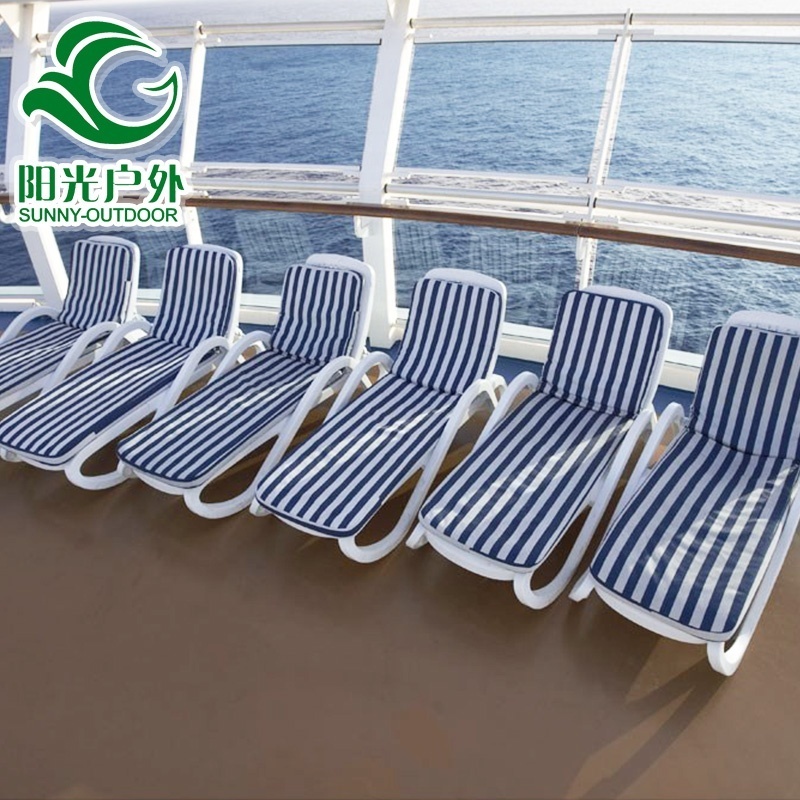 Swimming Pool Furniture White Plastic Sun Loungers Beach Lounge Chairs For Sale