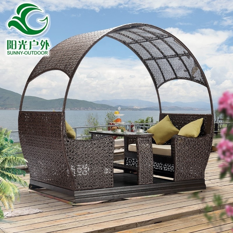 Top Selling Aluminum Outdoor Water Proof Love Nest Rattan Patio Garden Rocking Swing Chair