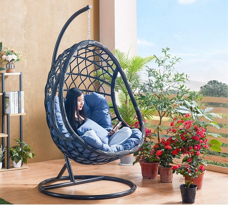 New Hot-selling Egg Swing Chair Hanging Chair With Round Rattan Garden Swing Chair  for Outdoor and Indoor