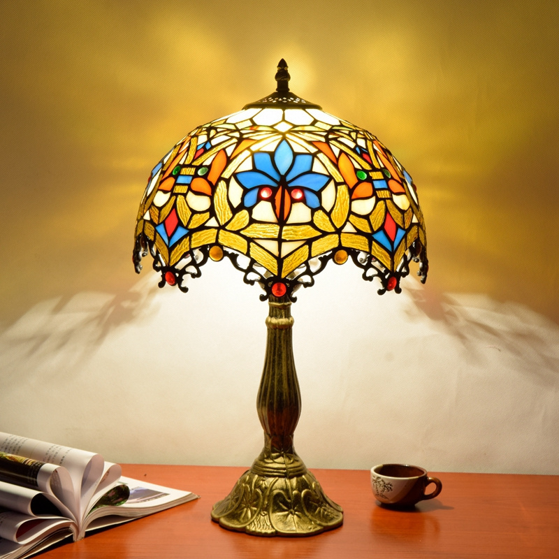 Lampes Tifany Table Stained Glass Lamp Desk Light 12 Inch Night Decorative Lights Classic Antique Style Lighting Tiffany Lamps