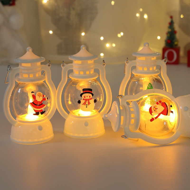 d7 Christmas decoration hanging lights santa gift lantern shopping malls dress up hand-held LED small oil lamp lantern wholesale