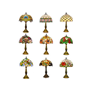 Lampes Tifany Table Stained Glass Lamp Desk Light 12 Inch Night Decorative Lights Classic Antique Style Lighting Tiffany Lamps