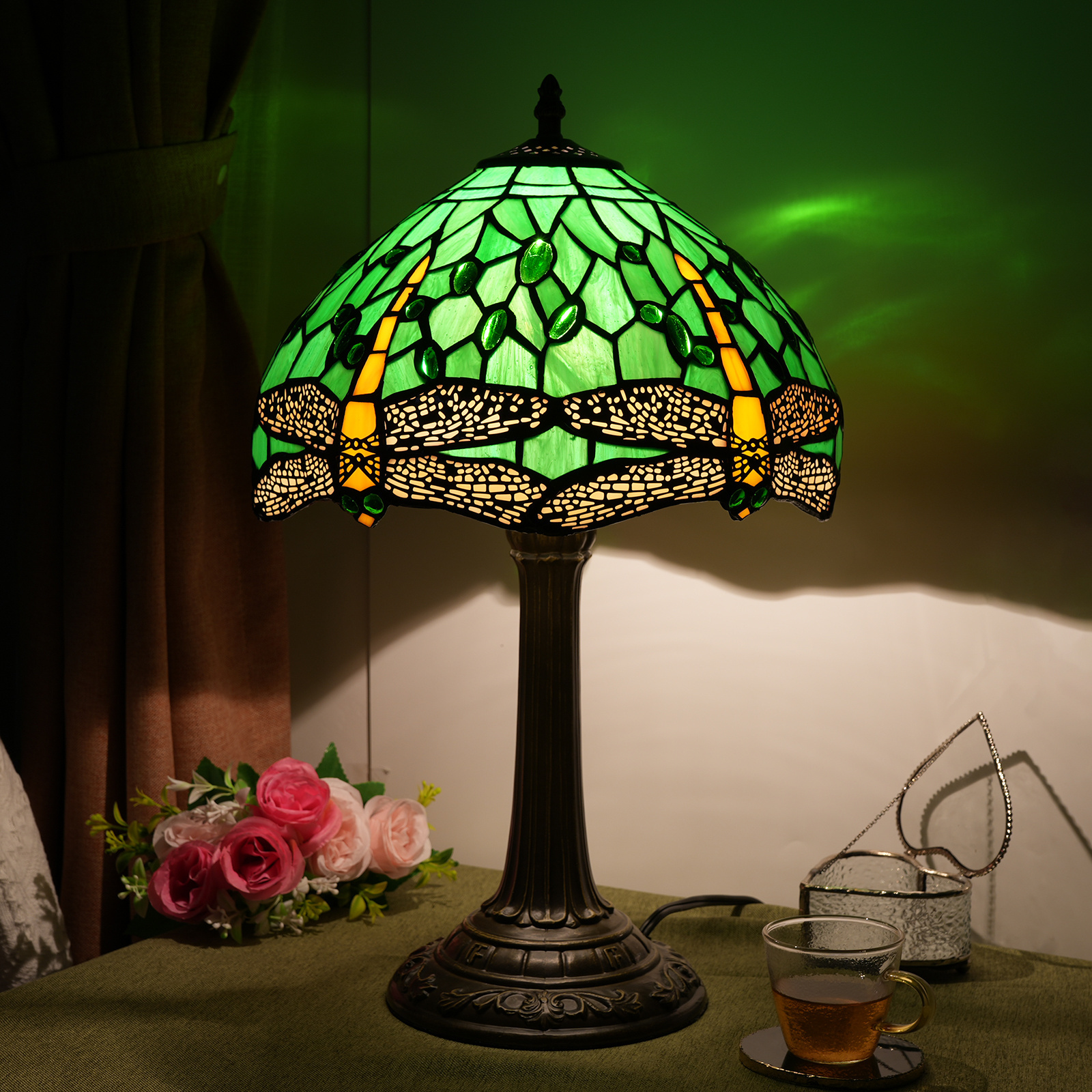 Tiffany Table Lamp Stained Glass Lamp 12 Inch Antique Reading Light Green Dragonfly Bedroom living room hotel decor table lamps