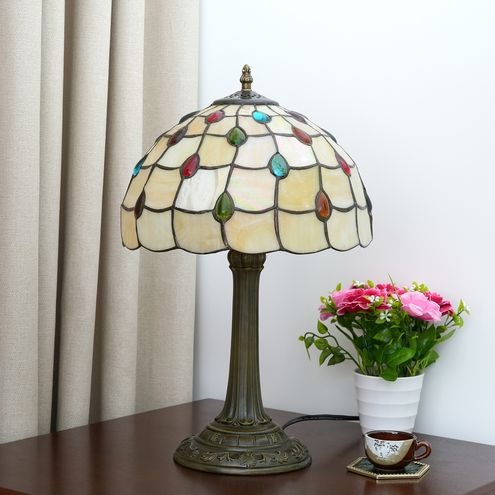 Tiffany Table Lamps Living Room Dining Room Lamps and Lanterns Retro Creative Color Glass Bedroom Bedside Table Lamps