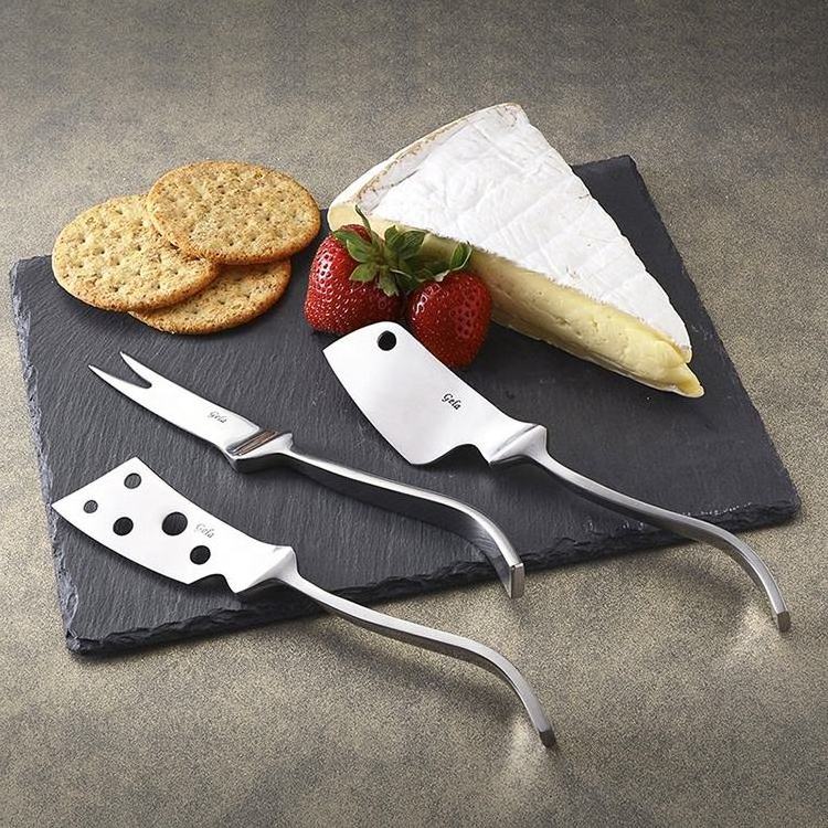 Slate plate tray/dinnerware with ceramic saucer/string for cheese